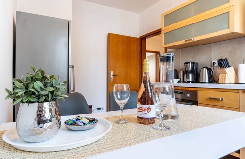 Bielefeld Condo | Discover Your Perfect Retreat at Krause in Bielefeld