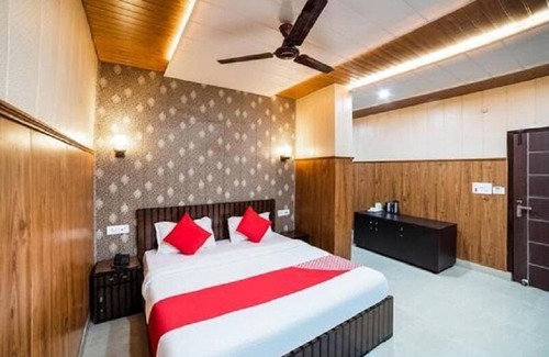 Haldwani Hotel | Budget-Friendly Krazy Hotel with Breakfast & Child Care