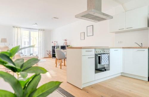 Krems an der Donau Apartment | Modern Krems Deluxe Apartments - Family-Friendly Retreat