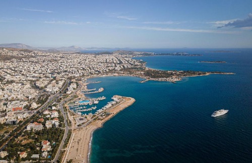 Glyfada Hotel | Discover Kreoli Suites Glyfada – Guest Rated 7.9/10