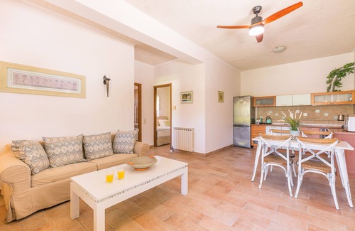 Dassia House | Discover Krevatsoula Beach Villas: Private Pools & Ocean Views