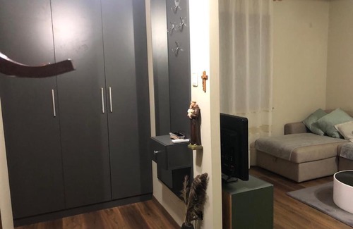 Lezhe Apartment | Pet-Friendly Retreat at Kris's Apartment - Rated 9.5/10!
