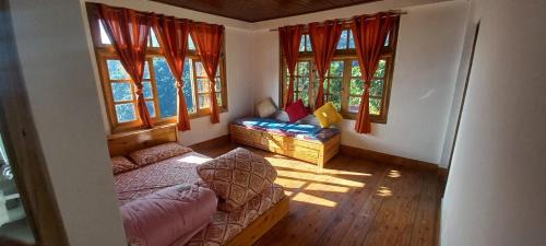 Darjeeling House | Krishna Cottage Rampuria