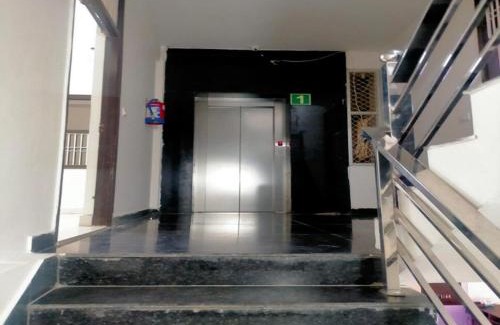 Vrindavan Hotel | Family-Friendly Krishna Cottage in Vrindavan Awaits You