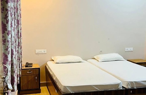 Gorakhpur Hotel | Krishna guest house