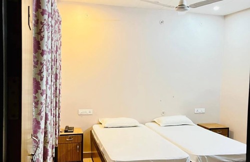 Gorakhpur Hotel | Krishna guest house