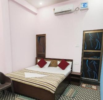 Ayodhya House | Krishna guest House luxury stay in Ayodhya - 600 meter away from ram mandir