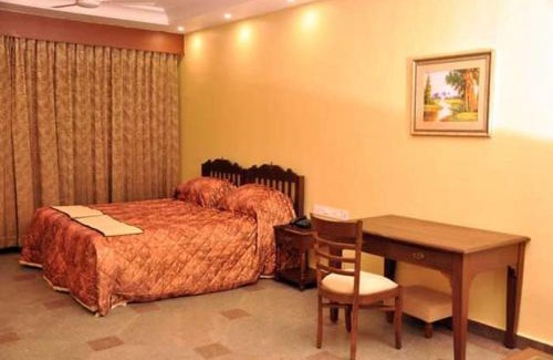 Badami Hotel | Discover Krishna Heritage Resort: Family-Friendly Retreat