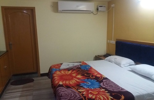 Guntur Hotel | Budget-Friendly Stay at Krishnagrandinn with Breakfast
