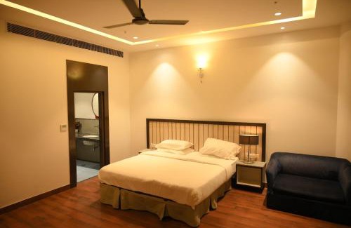 Bikaner Hotel | Krishnangan Hotel & Resort