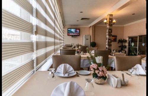 Seyhan Hotel | Cozy Kristal Otel Adana: Pet-Friendly with Breakfast Included
