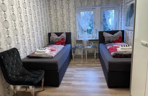 Melsungen Apartment | Kristallkugel: Family-Friendly 4-Star Retreat with Top Ratings