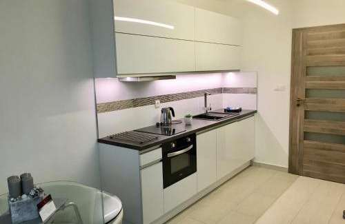 Dunakeszi Apartment | Top-Rated Krisztina Apartman with Family-Friendly Amenities