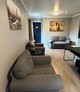 Krodsherad Hotel | Experience Comfort at Kroderen Kro & Motel AS by the Sea