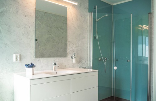 Mo-I-Rana Hotel | Explore KROKSTRAND FJELLPARK: Family-Friendly Retreat