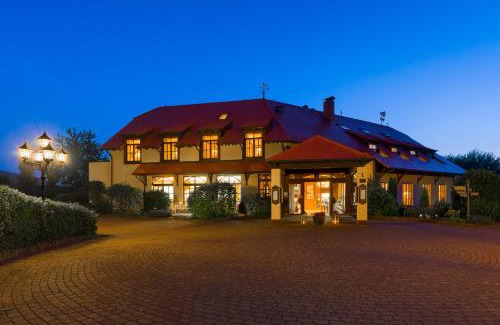 Wasserlos Hotel | Idyllic Oceanfront Retreat at Krone am Park Guesthouse