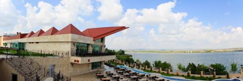 Golbasi Hotel | Ideal Stay at Kronos Hotel: Family-Friendly with Dining