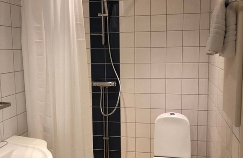 Dals Rostock Bed & Breakfast | Relax at Kroppefjäll Bed & Breakfast with Spa & Pool Access
