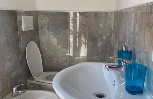 Crotone Apartment | Top-Rated KROTONIATI APARTMENT: Ideal for Families