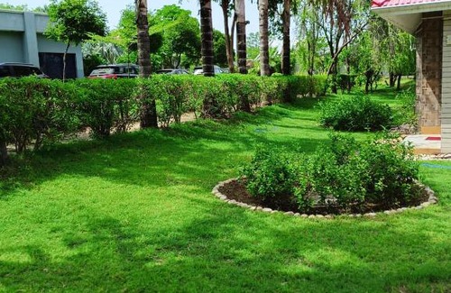 Mathura Villa | Eco-Friendly Stay at Krsn's Hari Abode - Family Friendly