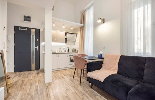 Palace District Apartment | Cozy Krudy Bijou Budapest Studio with Family-Friendly Amenities