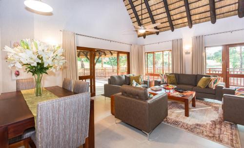 Hazyview Apartment | Family-Friendly Retreat at Kruger Park Lodge Unit No. 611