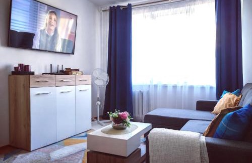 Siauliai Apartment | Cozy 2 Room Flat in Šiauliai, Ideal for Families Near Akropolis