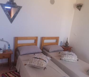 Sidi Bouhria Bed & Breakfast | Relaxing Ksar Montana Hôtel with Pool and Ocean Views