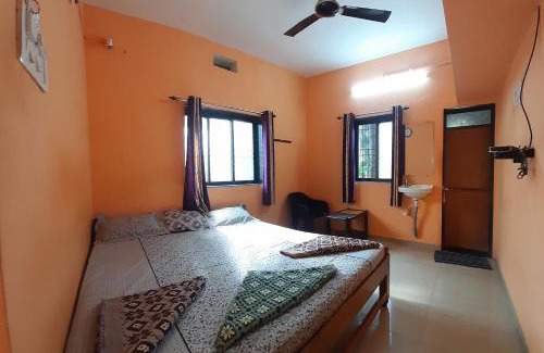 Devbag Bed & Breakfast | Oceanfront Kshanbhar Vishranti Home Stay for Families