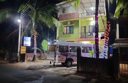 Devbag Bed & Breakfast | Oceanfront Kshanbhar Vishranti Home Stay for Families