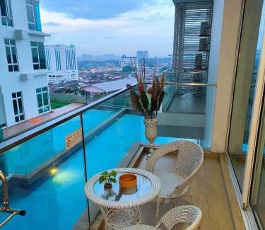 Taman Century Apartment | Top-Rated Ksl D'Esplanade Studio Apartment with Pool