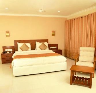 Karumom Hotel | Budget-Friendly KTDC Grand Chaithram with Family Amenities