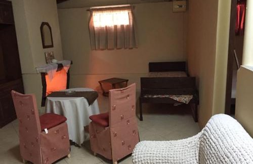 Velon House | Tranquil Ktima Paradise: Ocean View & Pet-Friendly Retreat