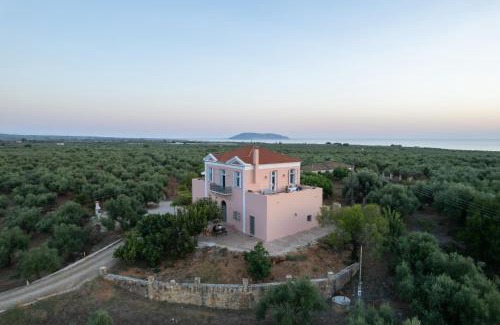 Agrilos House | Kid-Friendly Retreat at Ktima Viro - Rated 10/10