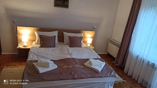 Becej Villa | Family-Friendly Kuća Donji Park with Kitchen Amenities