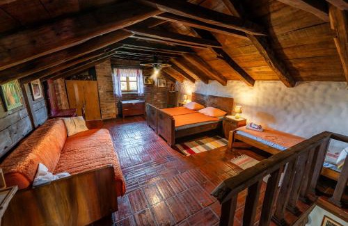 Cernik Villa | Experience Kuća sreće Veronika: 4-Star Family Retreat