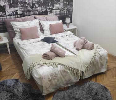 Vrsac Villa | Guest Rated 9.7: Oceanfront Stay at Kuća Vila Idila Vršac