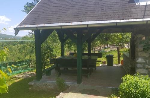 Perucac House | Kid-Friendly Retreat at Kuća za odmor Andrej - Rated 9.9