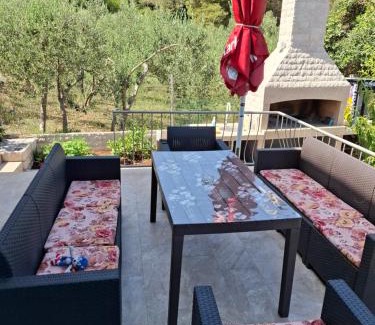 Trpanj House | Oceanfront Retreat at Kuća za odmor DIJANA - Rated 9.9/10