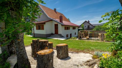 Ravna Gora Ski Chalet | Family-Friendly Kuća za odmor Feniks 3 - Guest Rated 9.8