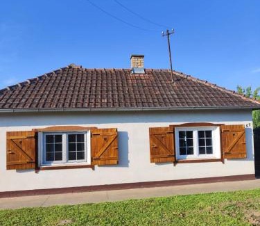 Becej House | Oceanfront Retreat at Kuća za odmor Iva - 10/10 Rated
