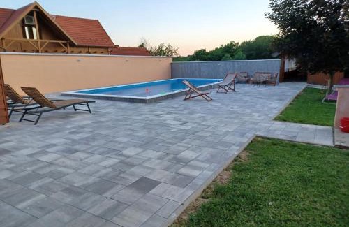 Kravarsko Villa | Discover Kuća za odmor Klara: Perfect for Families & Pets