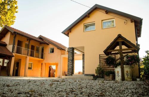 Kravarsko Villa | Discover Kuća za odmor Klara: Perfect for Families & Pets
