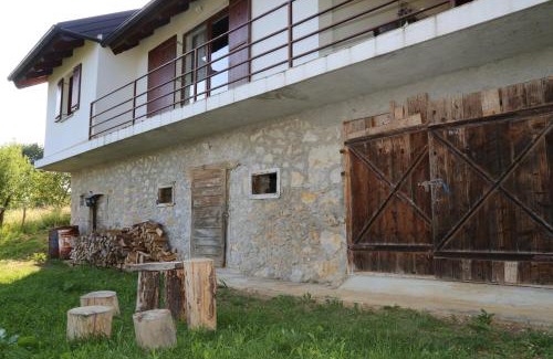 Zumberak House | Pet-Friendly Kuća za odmor Koprivnjak with High Guest Ratings
