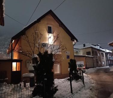 Fojnica Villa | Cozy Family Retreat: Kuća za odmor Majka, Rated 9.3