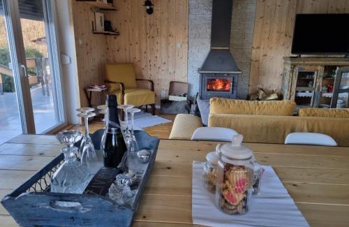 Generalski Stol House | Discover Kuća za odmor Miracool: 4-Star Family Retreat