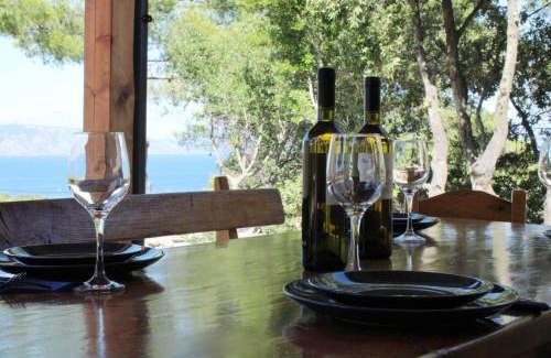 Vrbanj House | Perfect Getaway at Kuća za odmor OLICA - Rated 10/10!