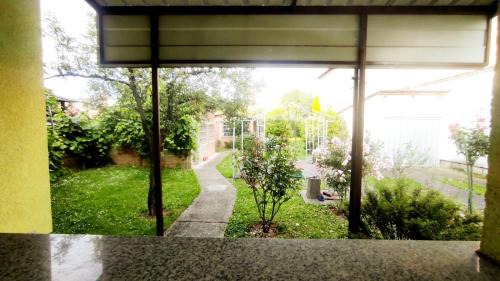 Dakovo House | Family-Friendly Retreat at Kuća za odmor Proljeće