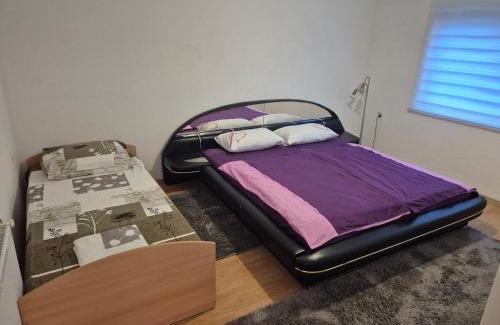 Bihac House | Discover Kuća za odmor RAJ with Pool & Family-Friendly Fun