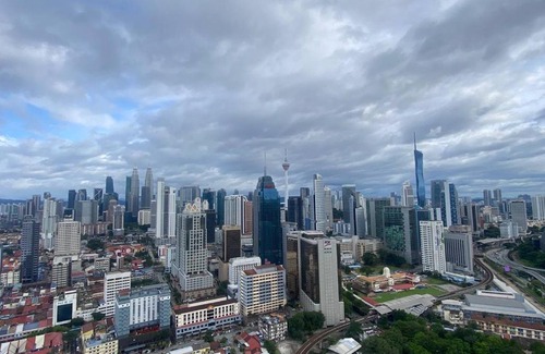 Chow Kit Hostel | Kuala Lumpur Infinity Skypool hostel